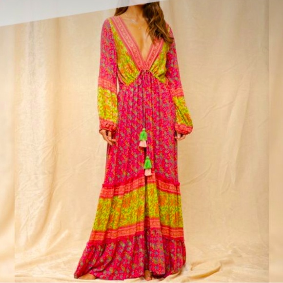 Anthropologie Dresses & Skirts - Anthropologie x Raga Lennon plunge maxi dress NWT - Large